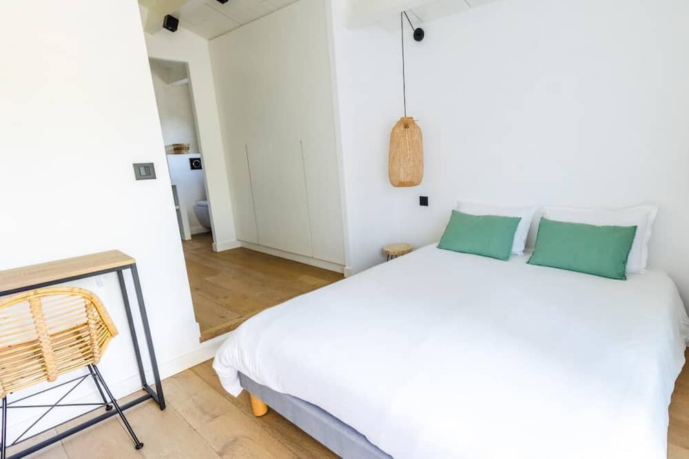 Photo of Bedroom in Les Portes-en-Re