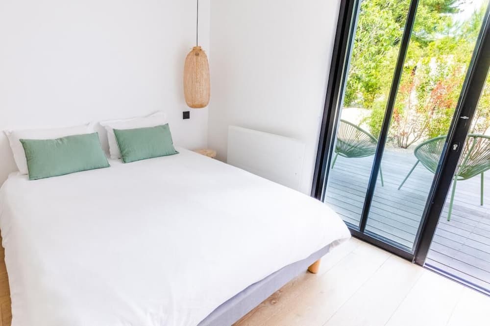 Photo of Bedroom in Les Portes-en-Re