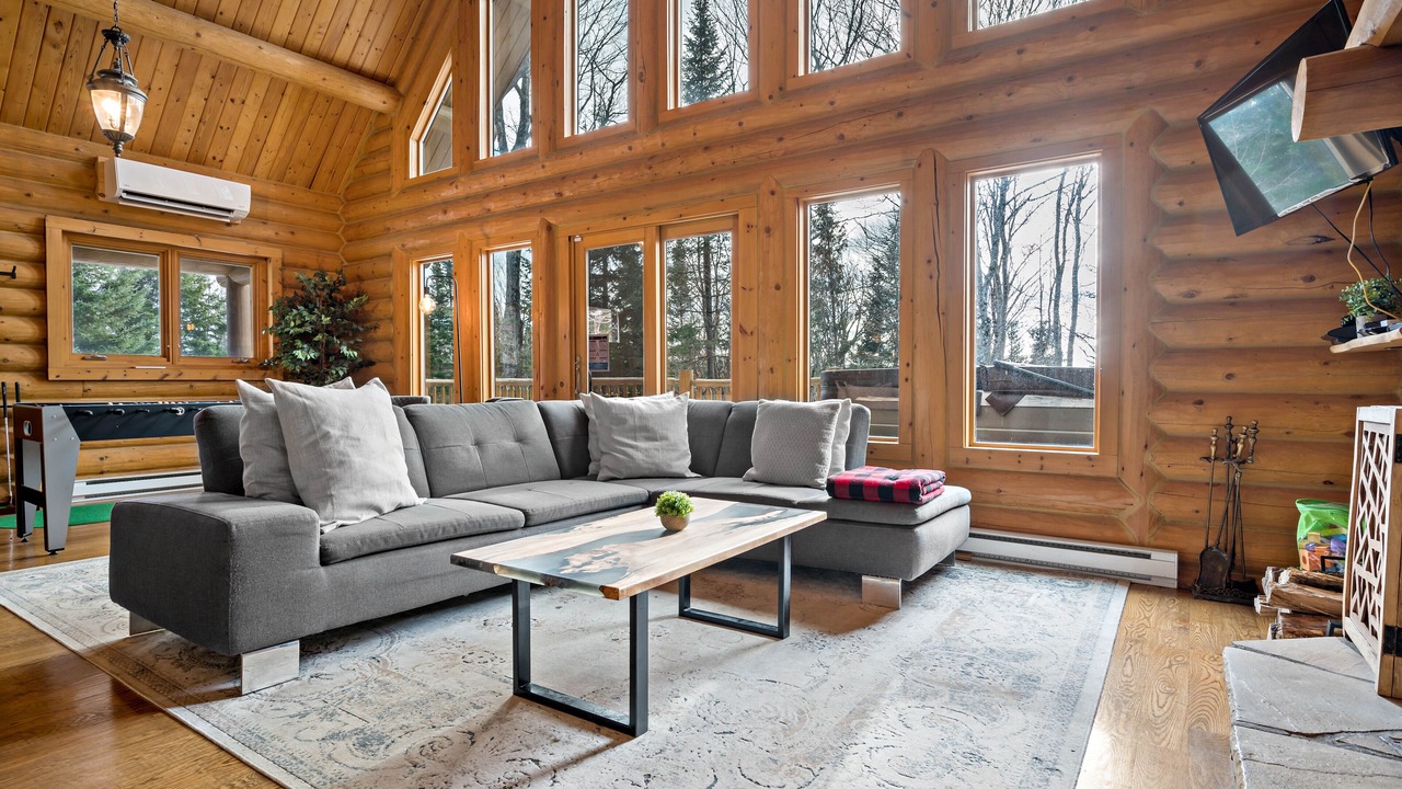 Photo of Livingroom in Saint-Faustin-Lac-Carre