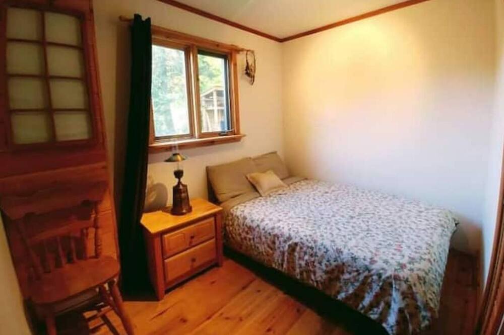Photo of Bedroom in North Hatley