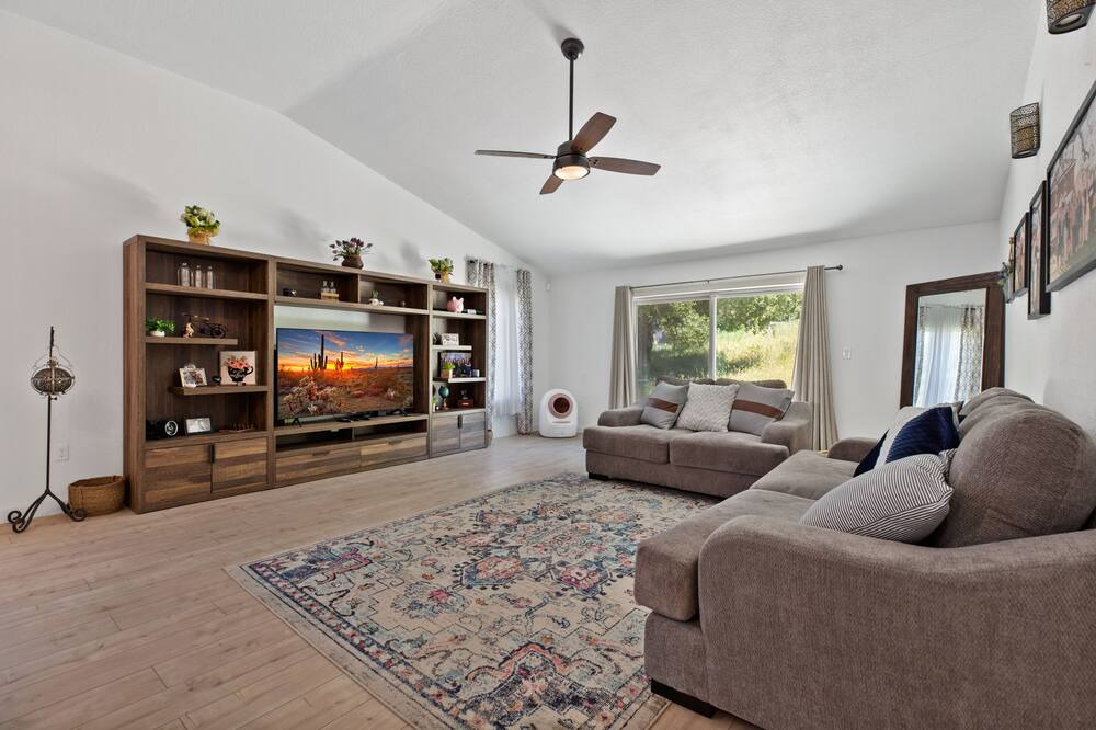 Photo of Livingroom in Valley Springs