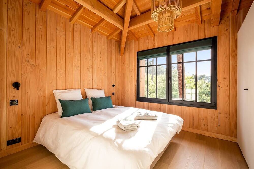 Photo of Bedroom in Le Canon