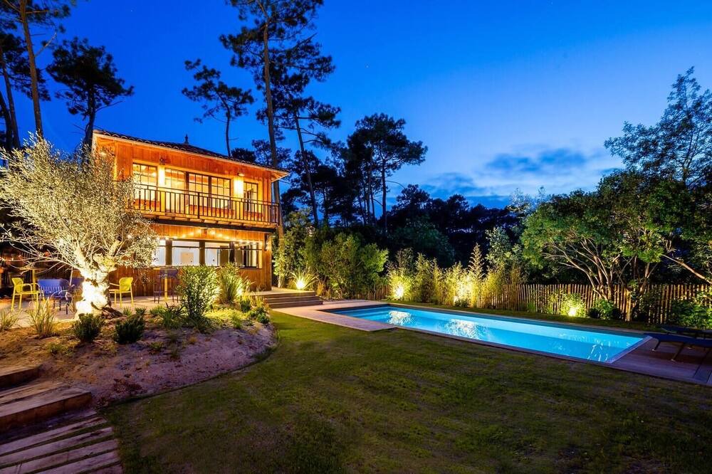 Photo of Outdoor in Le Canon