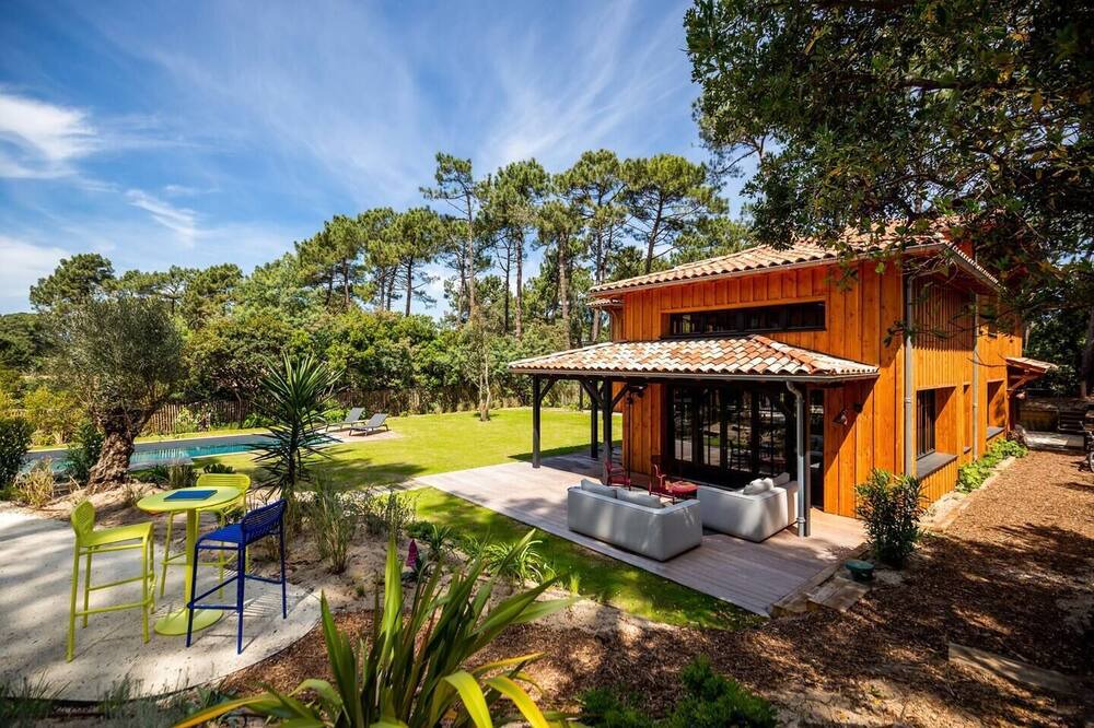 Photo of Outdoor in Le Canon