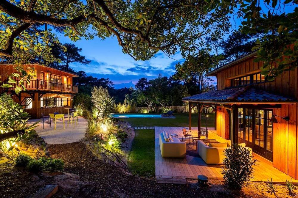 Photo of Outdoor in Le Canon