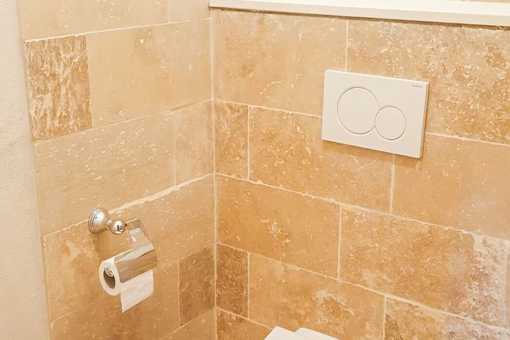 Photo of Bathroom in Albias