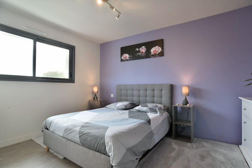 Photo of Bedroom in Le Vivier-sur-Mer