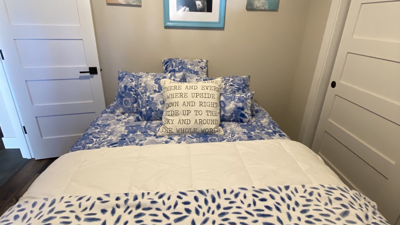 Photo of Others in Allyn-Grapeview