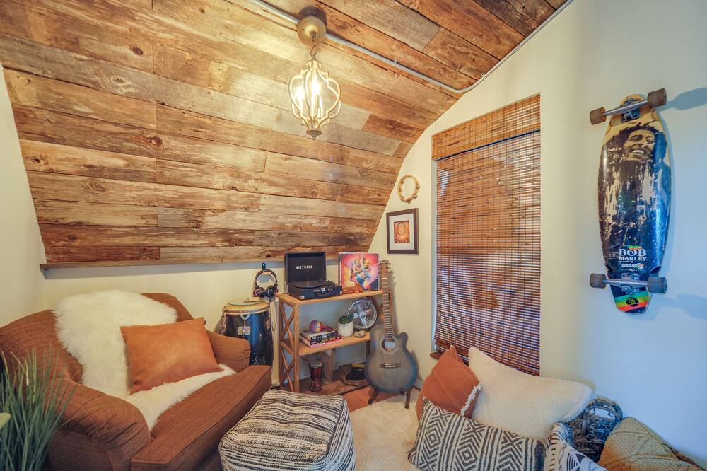 Photo of Livingroom in Spring Branch