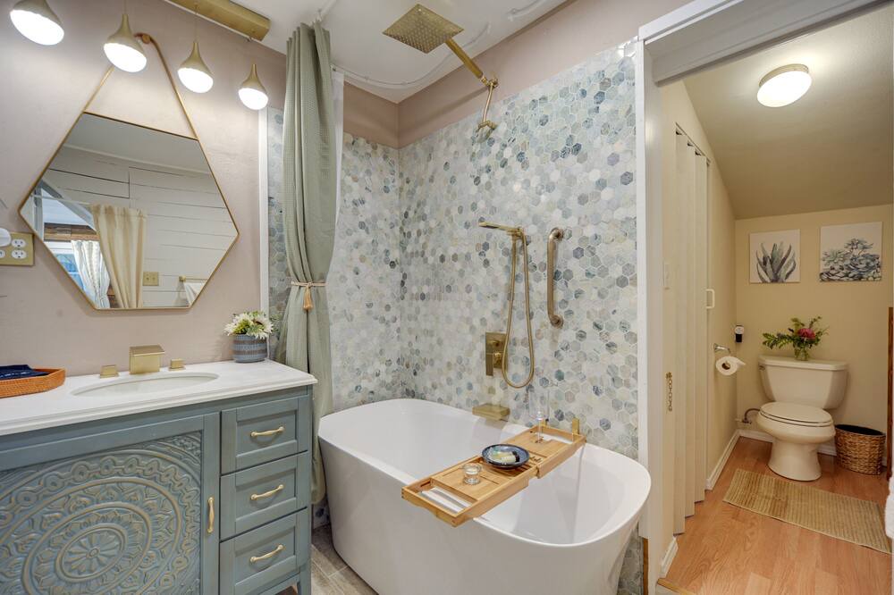 Photo of Bathroom in Spring Branch