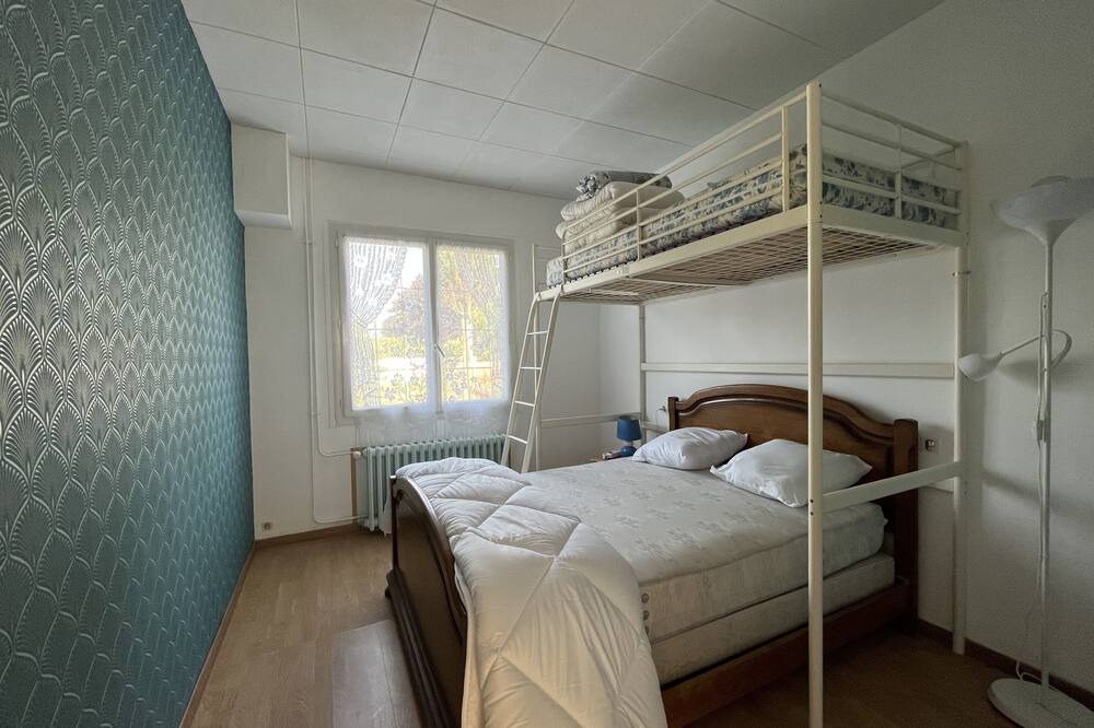 Photo of Bedroom in Marennes