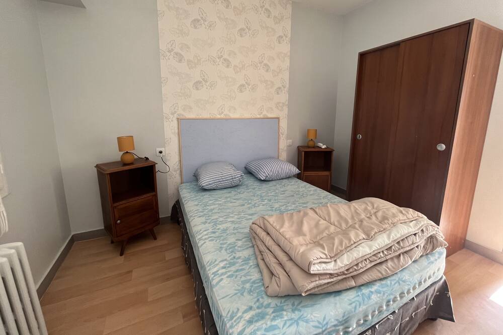 Photo of Bedroom in Marennes