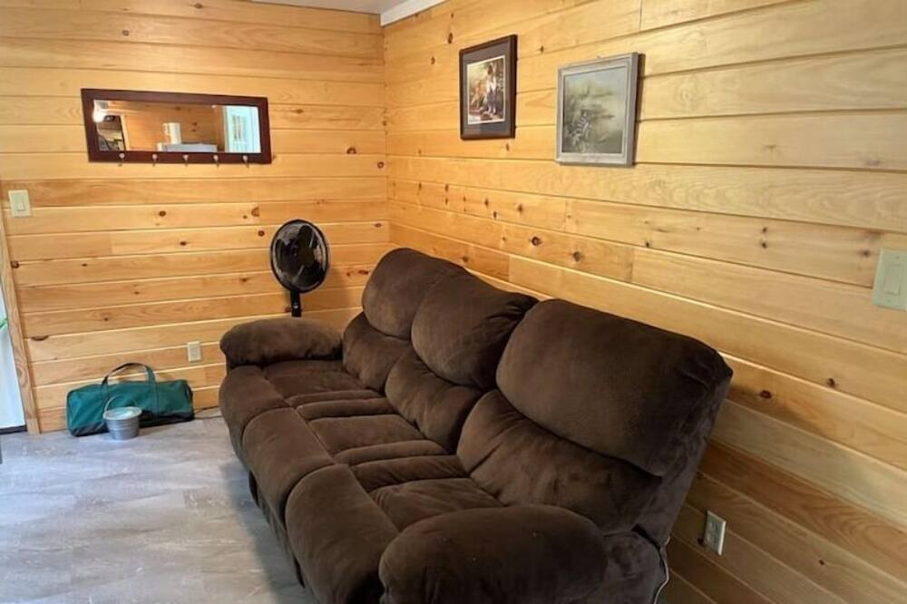 Photo of Livingroom in Ouaquaga