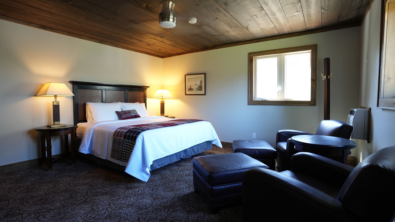 Photo of Bedroom in Algonquin Highlands