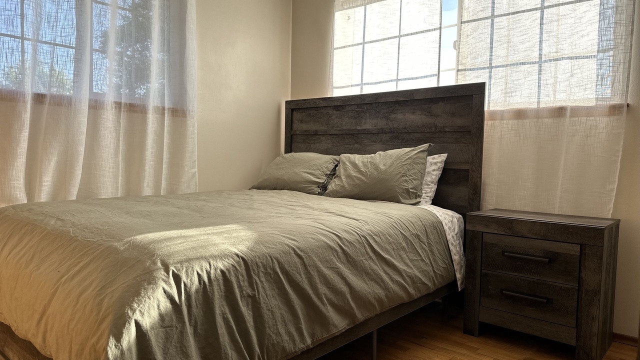 Photo of Bedroom in Brownstown