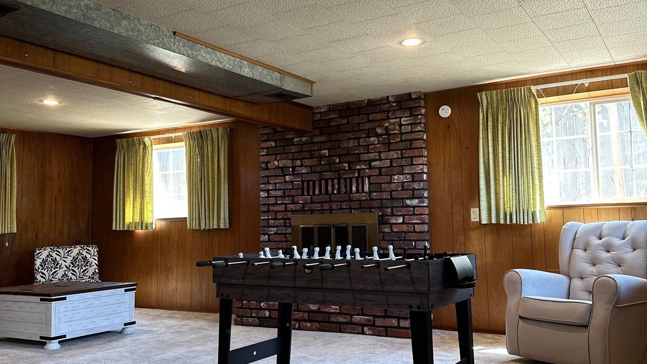 Photo of Others in Brownstown