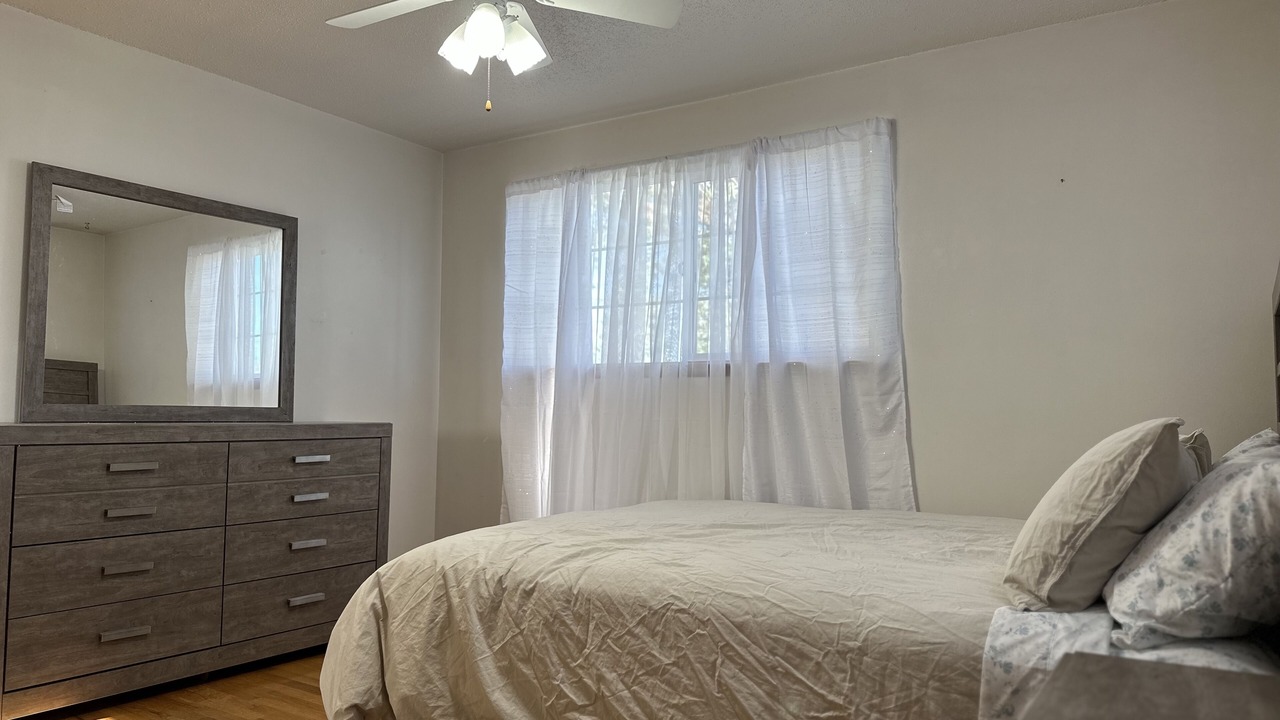 Photo of Bedroom in Brownstown