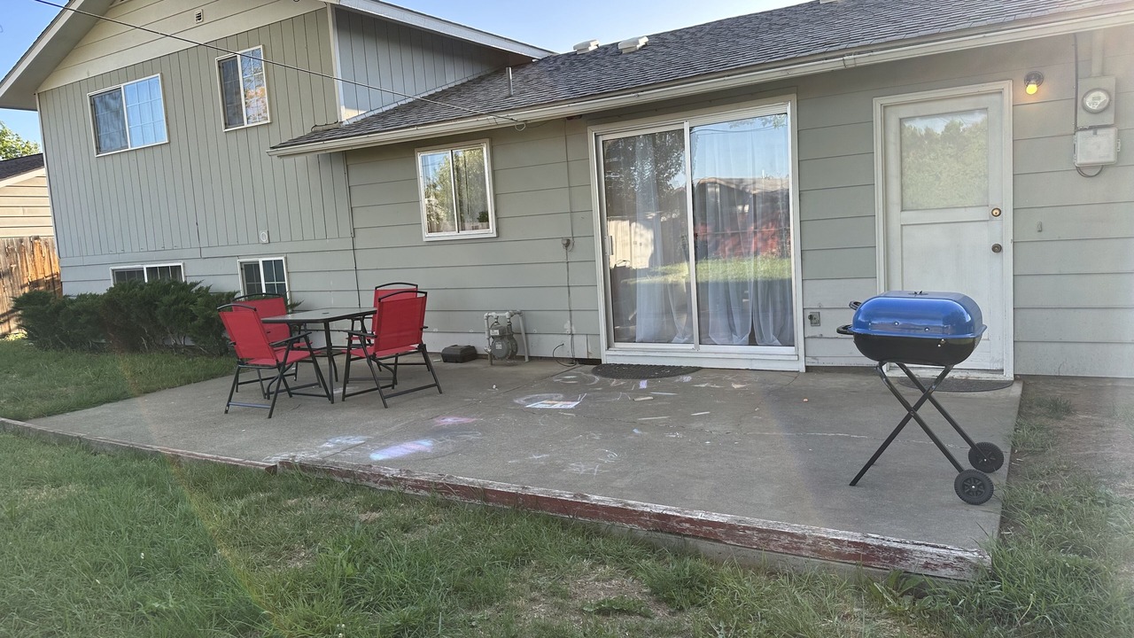 Photo of Patio Balcony in Brownstown
