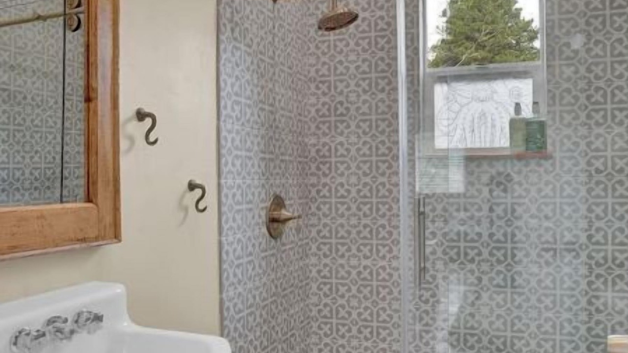 Photo of Bathroom in Green Mountain Falls