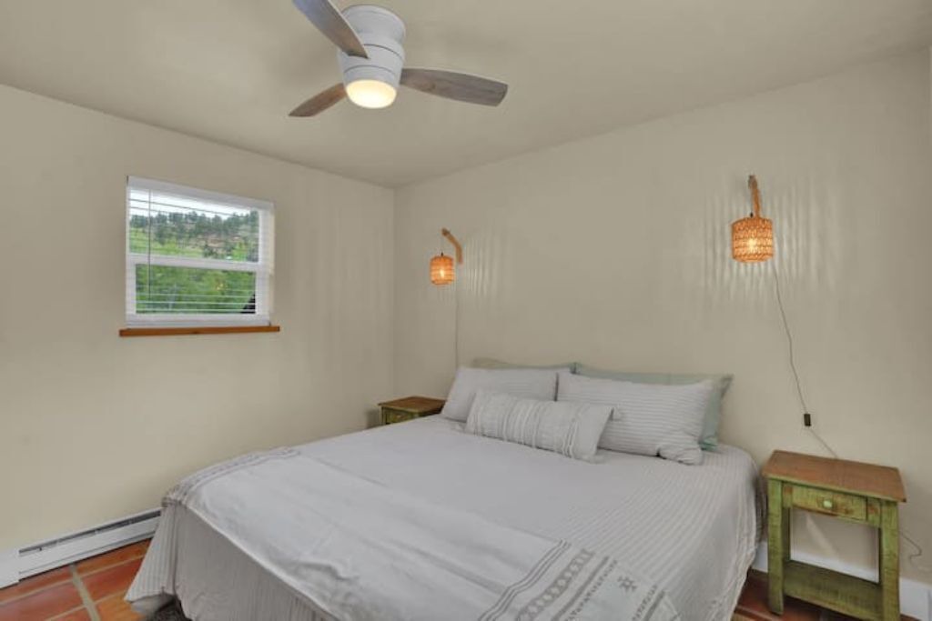 Photo of Bedroom in Green Mountain Falls