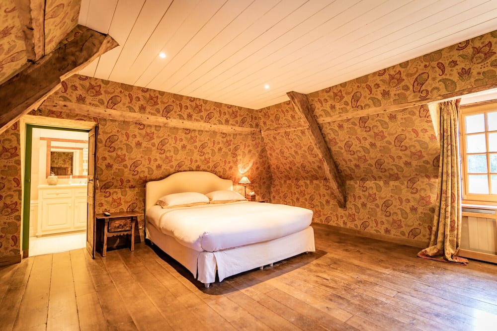 Photo of Bedroom in Saint-Gatien-des-Bois