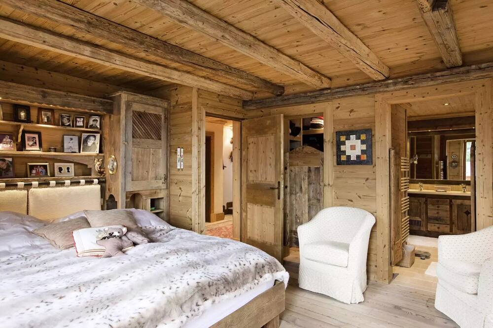 Photo of Bedroom in Courchevel