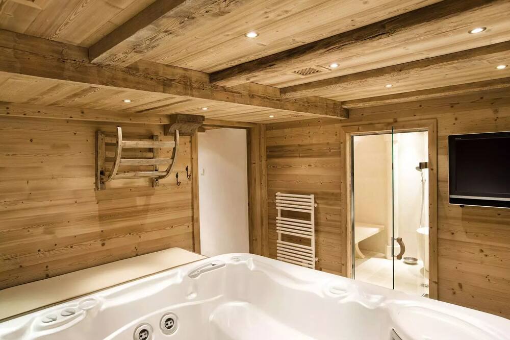 Photo of Bathroom in Courchevel