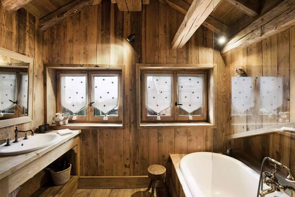 Photo of Bathroom in Courchevel