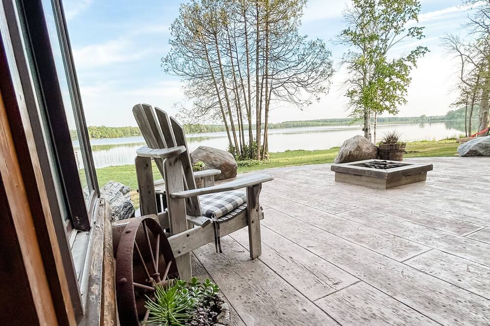 Photo of Outdoor in Colpoys Bay
