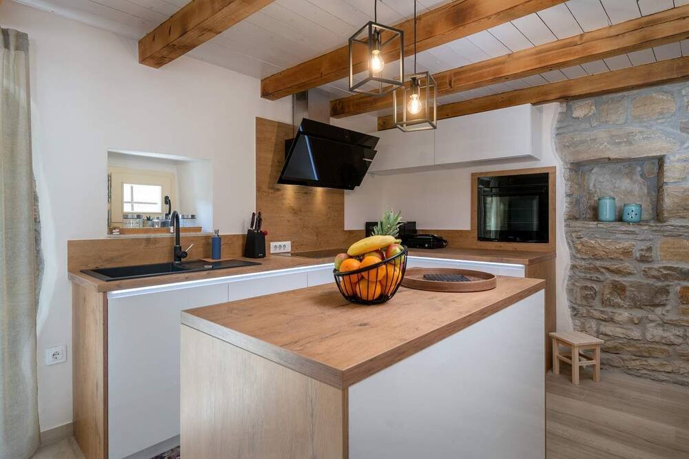 Photo of Kitchen in Beram