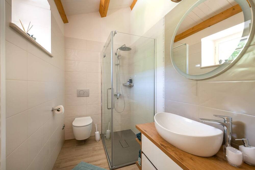 Photo of Bathroom in Beram