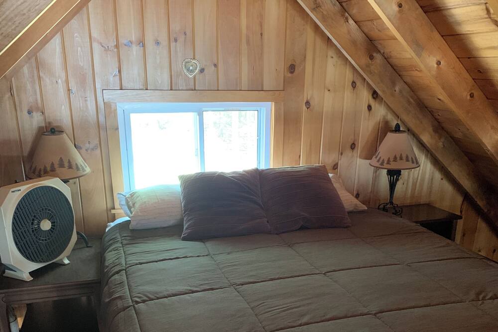 Photo of Bedroom in Lyman