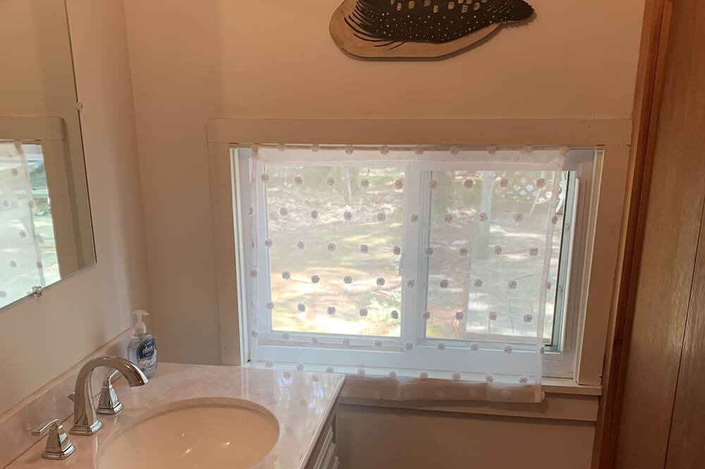 Photo of Bathroom in Lyman