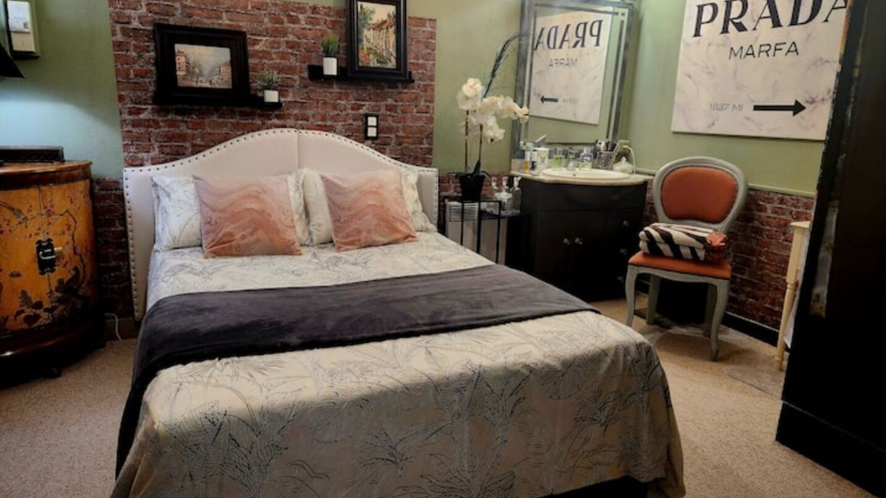 Photo of Bedroom in Castelnaudary
