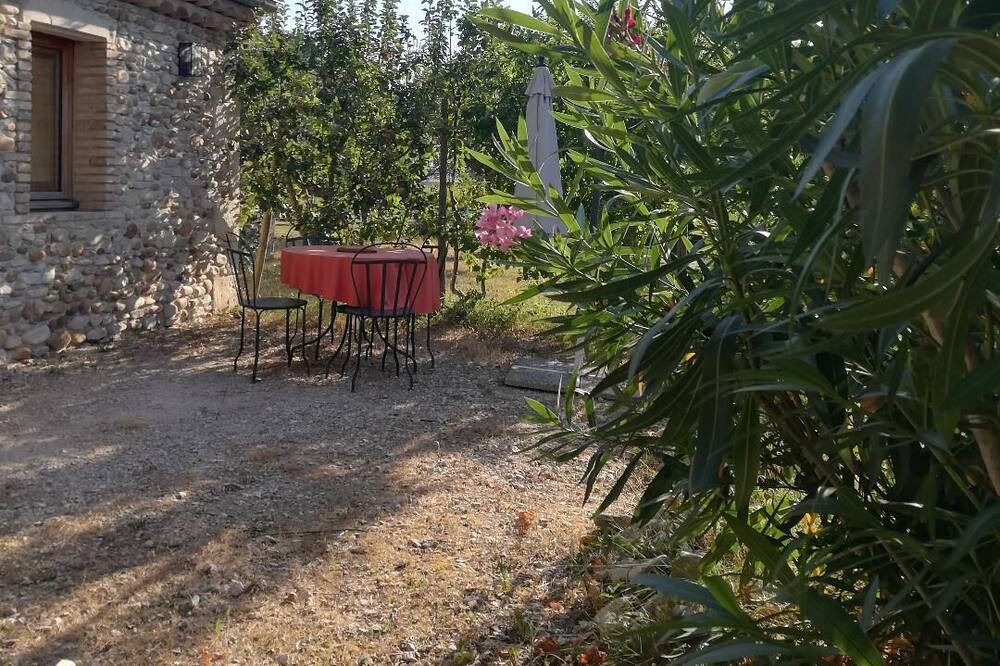 Photo of Outdoor in La Laupie
