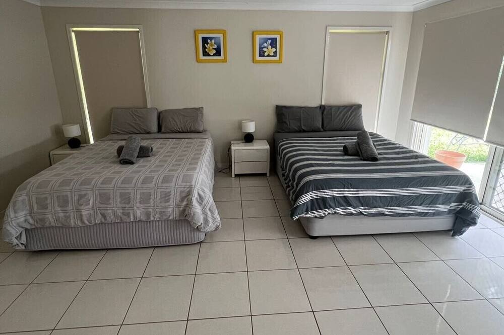 Photo of Bedroom in Biggera Waters