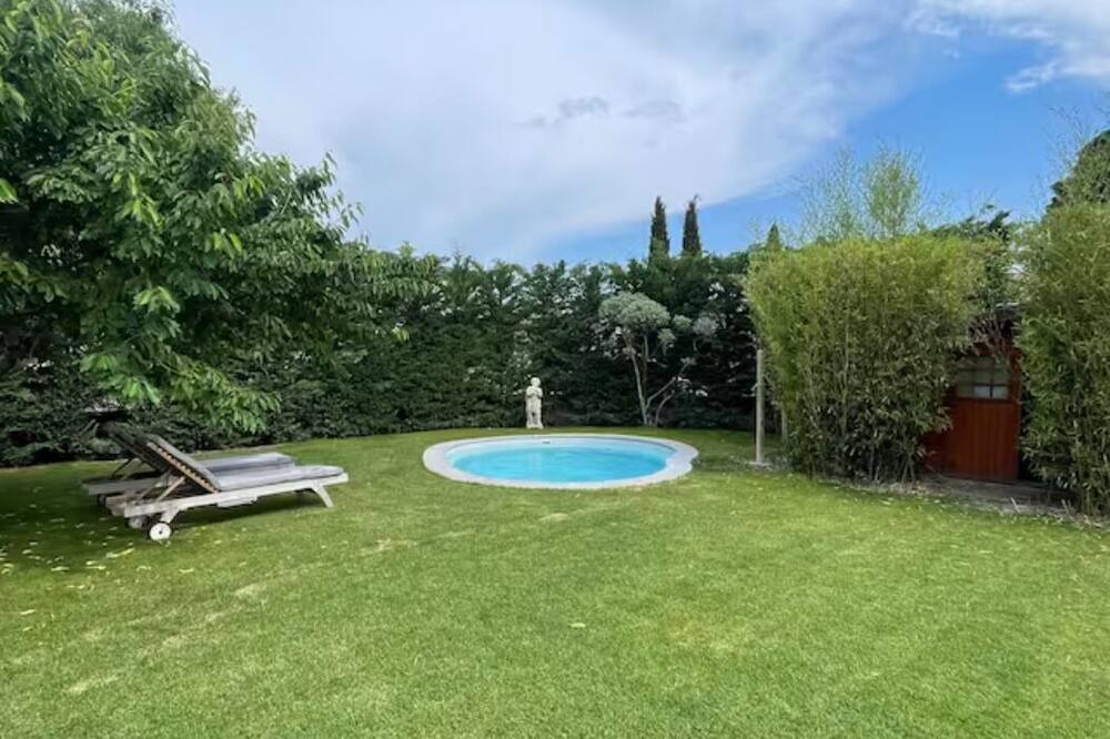 Photo of Outdoor in Le Pontet