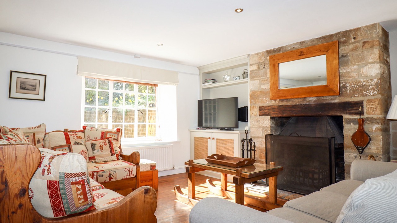 Photo of Livingroom in Moreton-in-Marsh