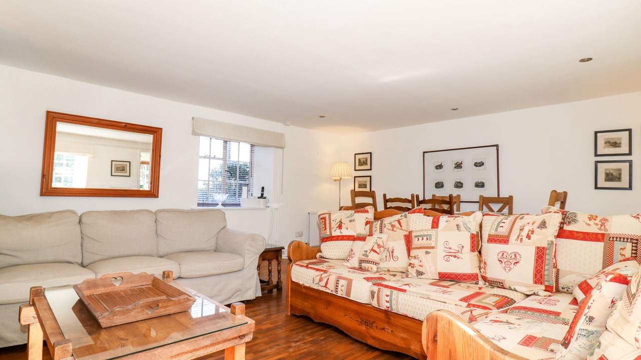 Photo of Livingroom in Moreton-in-Marsh