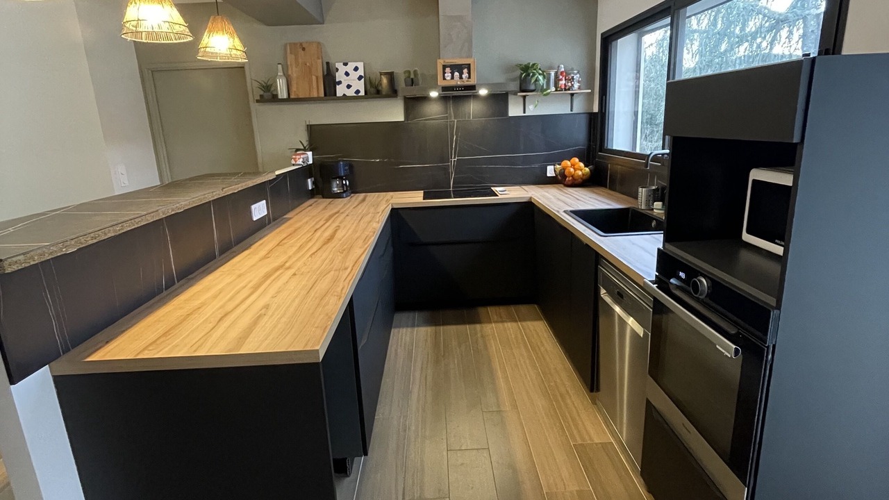 Photo of Kitchen in Saint-Martin-de-Valgalgues