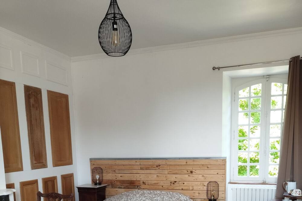 Photo of Bedroom in La Bazouge-du-Desert