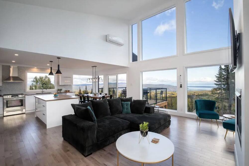 Photo of Livingroom in Baie-St-Paul
