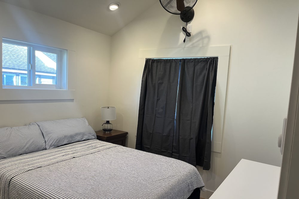 Photo of Bedroom in Victor