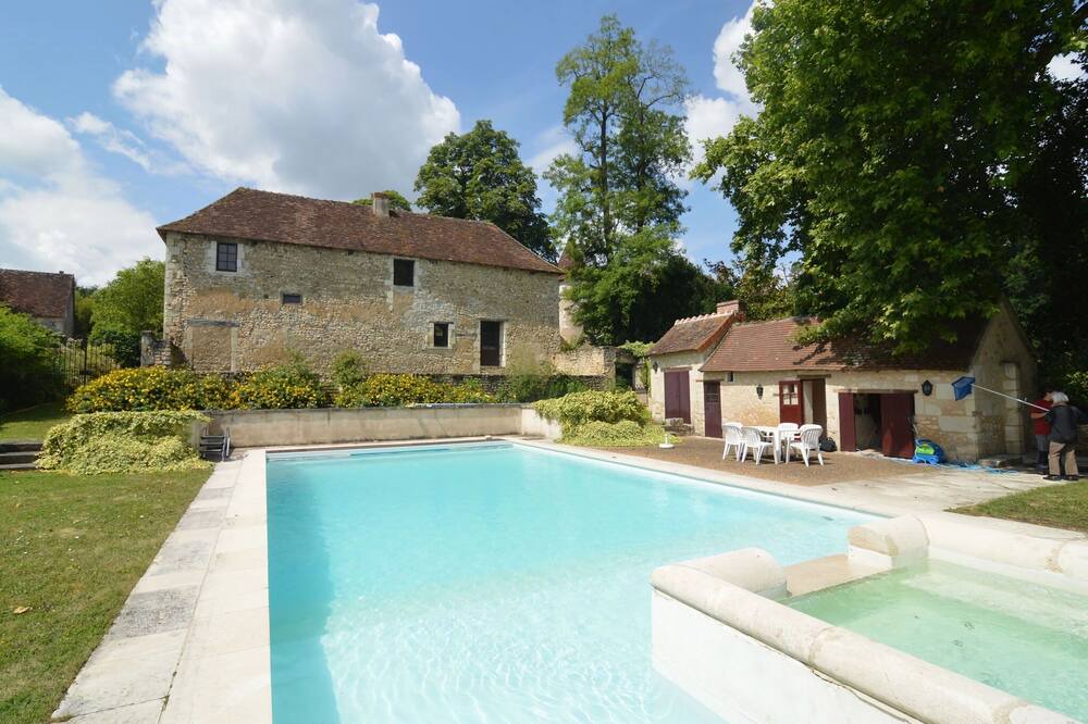 Photo of Outdoor in Neons Sur Creuse