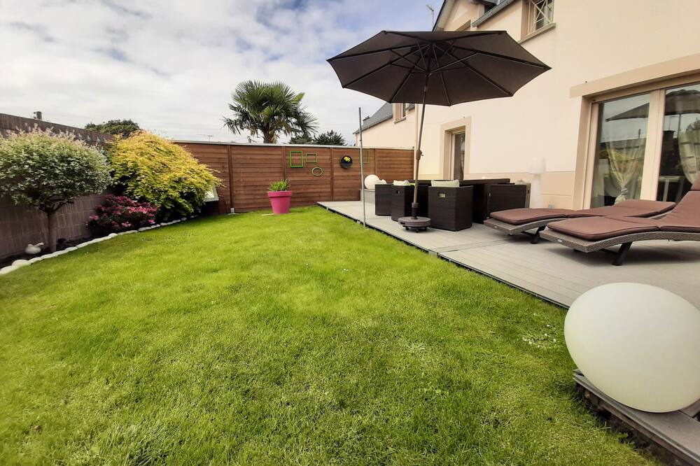 Photo of Outdoor in Le Rosais-La Flourie