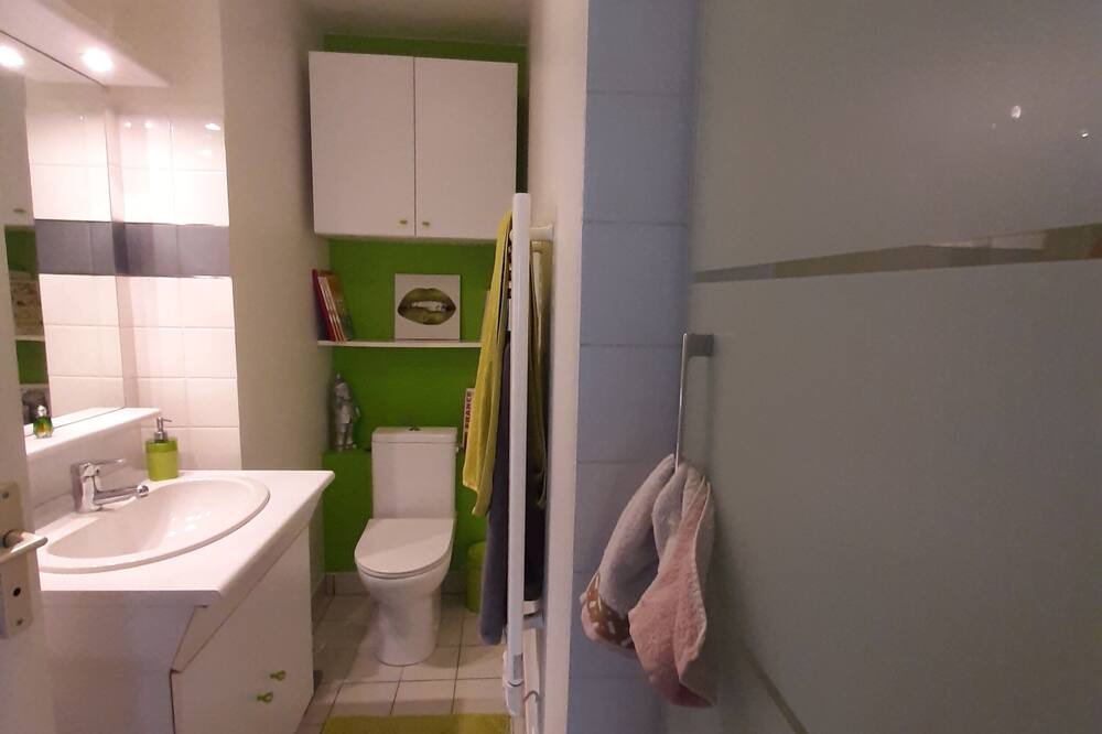 Photo of Bathroom in Le Rosais-La Flourie