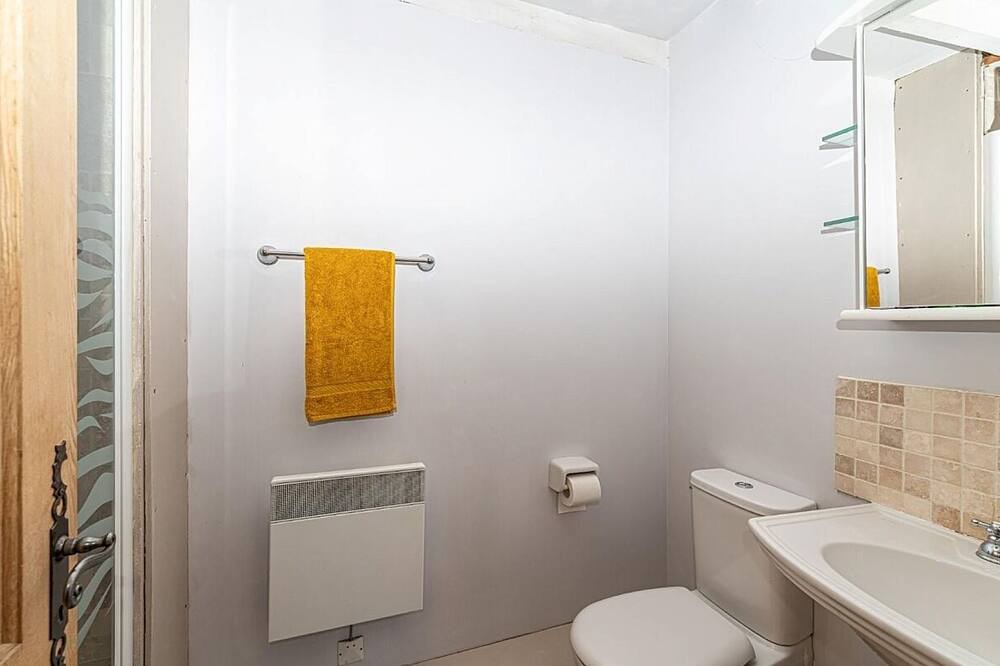 Photo of Bathroom in Lisle-sur-Tarn