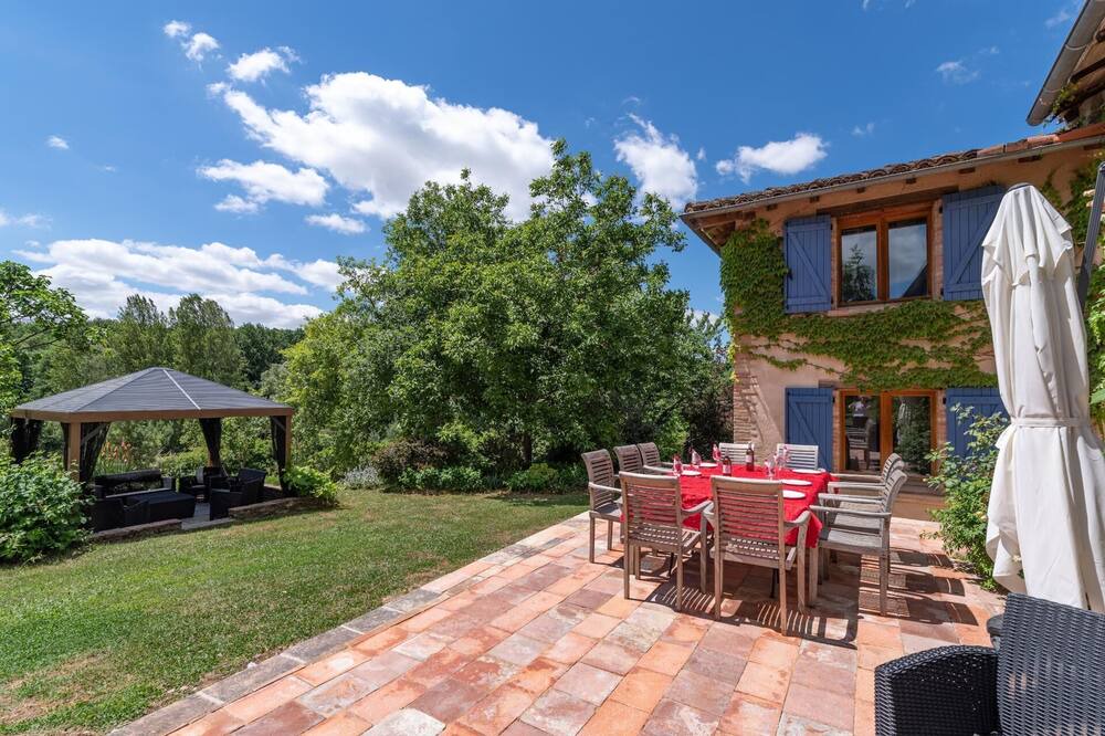 Photo of Outdoor in Lisle-sur-Tarn