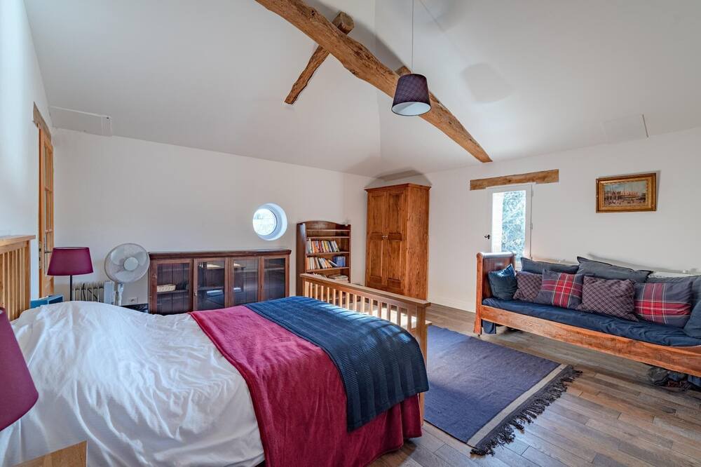 Photo of Bedroom in Lisle-sur-Tarn