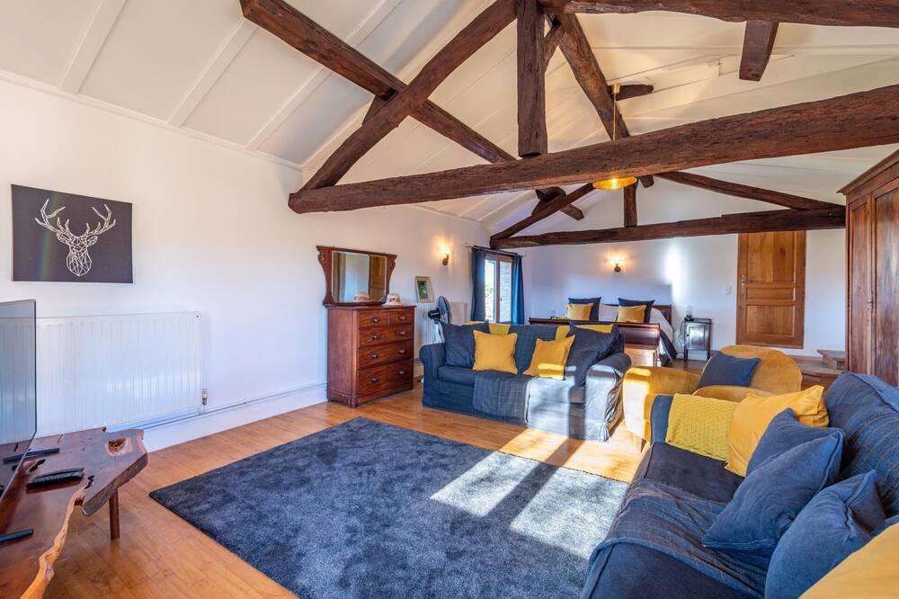 Photo of Livingroom in Lisle-sur-Tarn